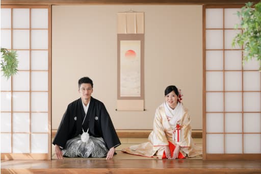 お辞儀で結びます