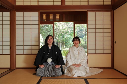 人気のポーズ：正座