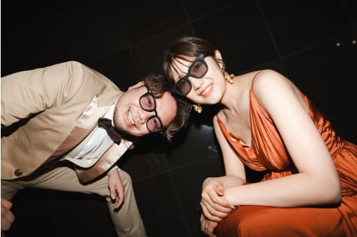 持ってきてくれたサングラス