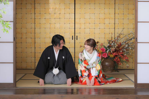 畳のお部屋の中で仲良くお辞儀でご挨拶！！にこにこで素敵！！