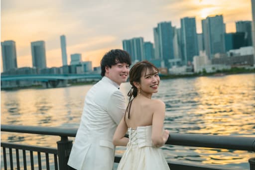 振り返ってとびきりの笑顔！