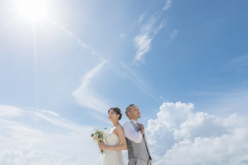 澄み渡る青空が沖縄らしい風景