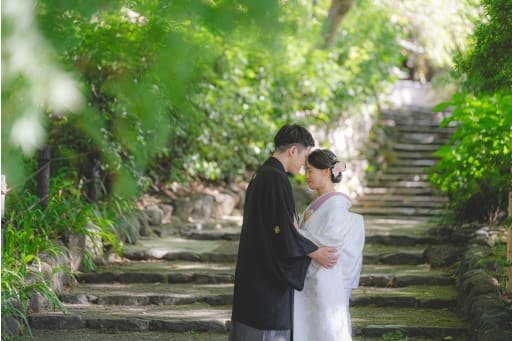 今度は綿帽子はずし、洋髪での撮影を♪