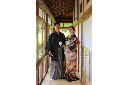 正式な立ち姿