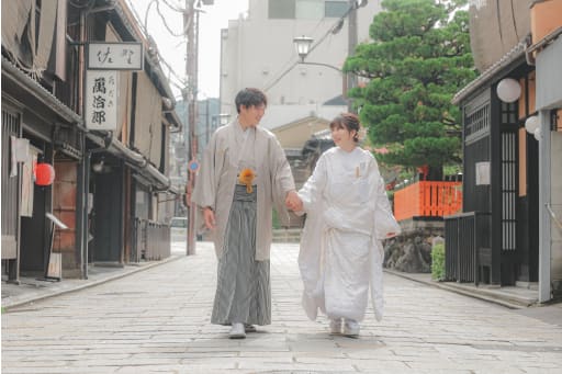 祇園の街並みを