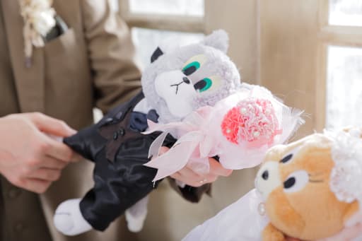 ブーケを受け取ってくれ〜😍💕
