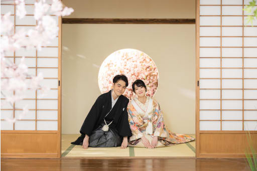 正座のお写真！和装ならではの正座の写真はいろんな場面で使えますよね！素敵です！