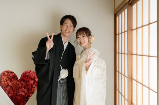 カメラに向かって素敵な笑顔！