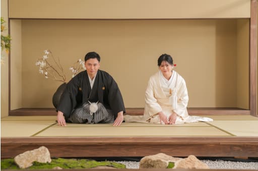 お辞儀ショット