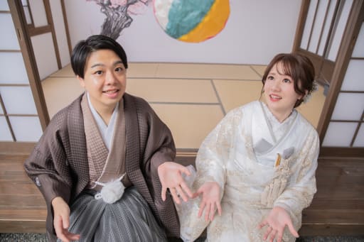 紙風船で楽しそう♪