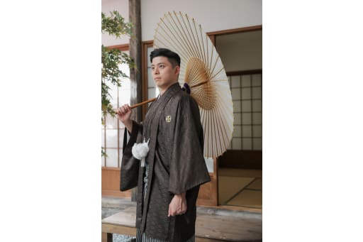 ご新郎様のソロカットも。