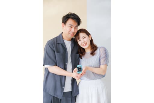 ふたり寄り添って