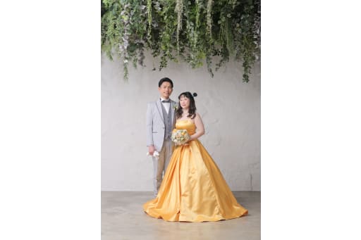 洋装にお衣装チェンジです！黄色を愛してやまない新婦様、ドレスも黄色を選んでいただきました！