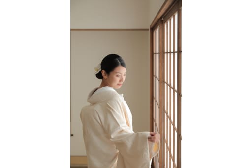新婦様の後ろ姿も綺麗に