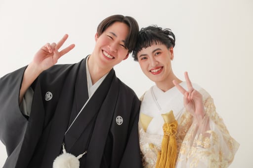 締めはピースで！