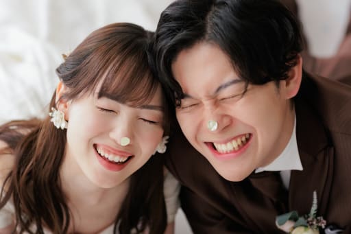 お顔をぎゅぎゅっとくっつけて