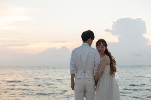 沖縄のビーチで憧れを現実に