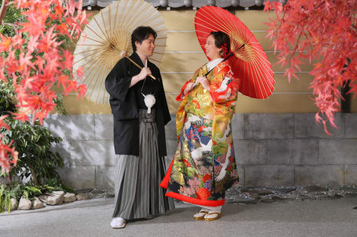 見つめあって...