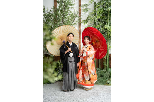 立ち姿のお写真を番傘と一緒に！