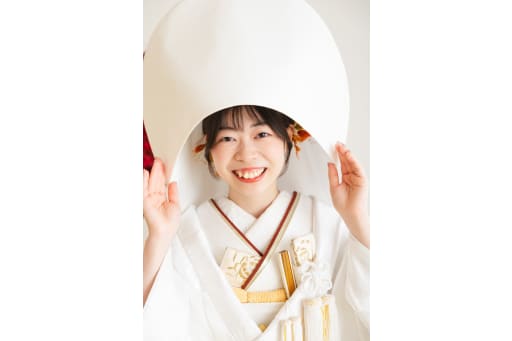 笑顔が魅力的なご新婦様
