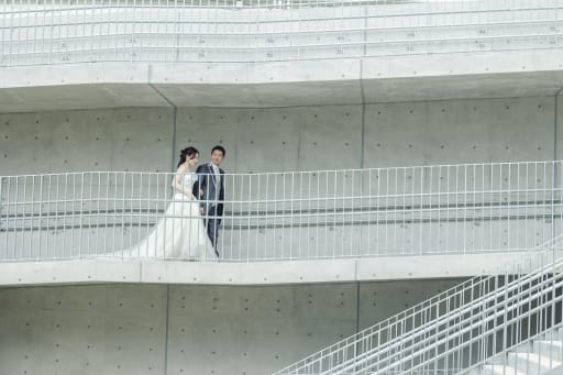 はじめに。都会的なコンクリートの中で