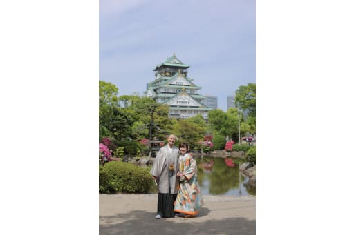 大阪城をバックに！