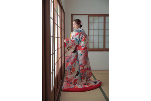 ご新婦様の後ろ姿。