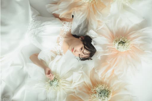 お花に囲まれて