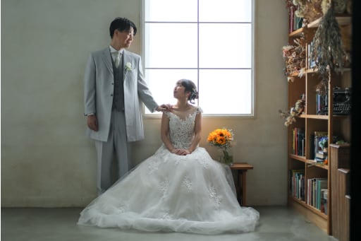 スタジオに戻ってお二人でご用意されたひまわりのブーケで少し撮影♪