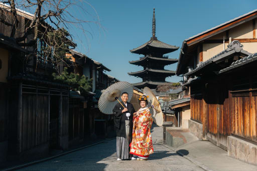 八坂の塔とお二人と。