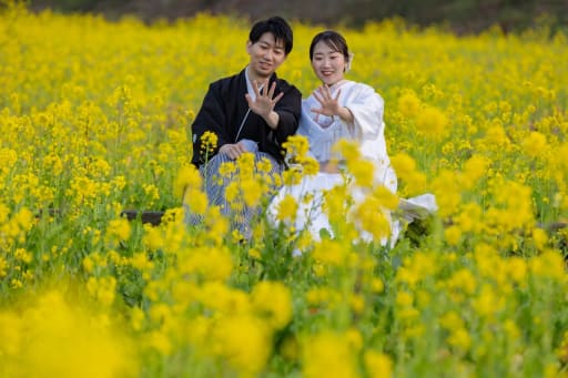 黄色の中の、ふたりの距離