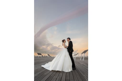 ベールなどを使ったショットも