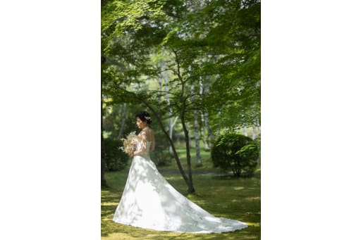 新婦様ソロカットより。