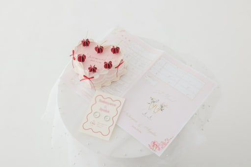 手作りケーキと婚姻届