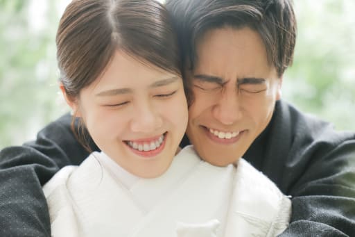 距離を近付けて