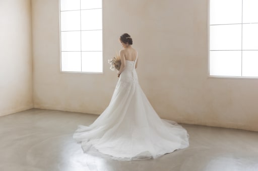 新婦様の後ろ姿