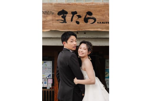 いつもの居酒屋、特別な姿、サイコーの乾杯