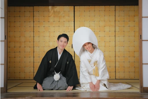 定番のお辞儀ポーズ