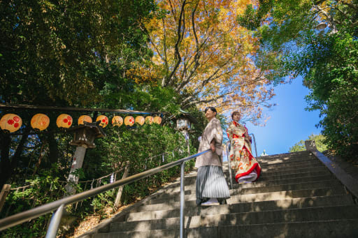 大きな階段を使ってこんなダイナミックなお写真も！