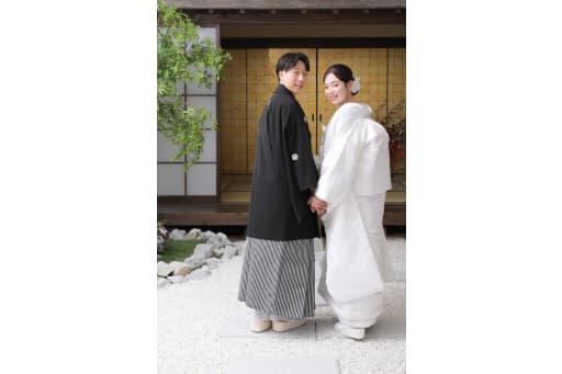 お庭をお散歩