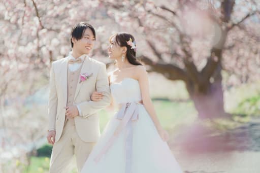 春の彩りと、ふたりの距離感