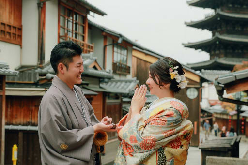 指輪を渡してまるでプロポーズのように