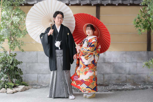 和装らしく和傘も