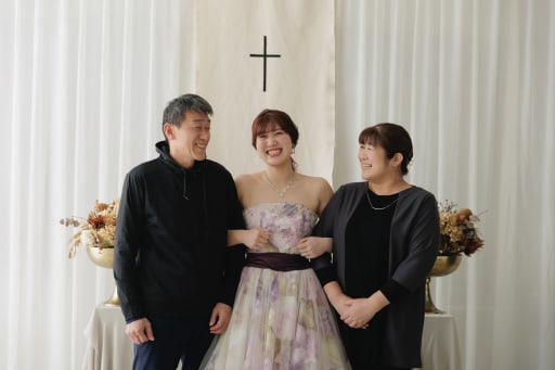 新婦さんとご両親  
