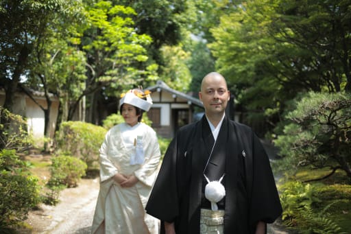 ブルーの瞳の新郎さん