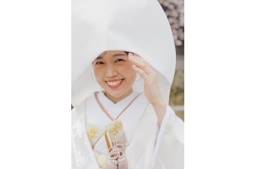 また、綿帽子を活かしたカットも撮影。