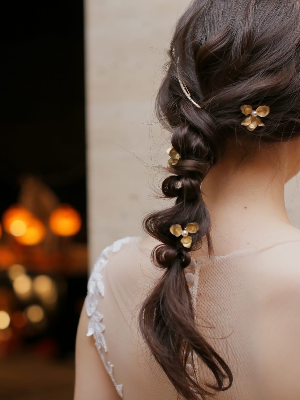 洋装ヘアスタイル | デコルテフォトグラフィー | 前撮り・フォトウェディング