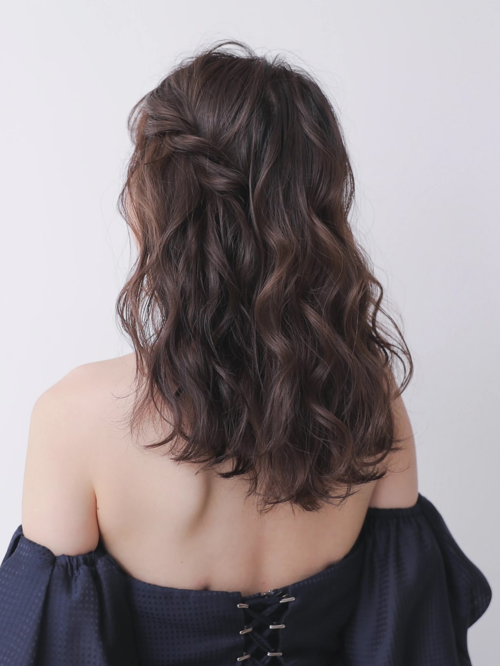 洋装ヘアスタイル | デコルテフォトグラフィー | 前撮り・フォトウェディング