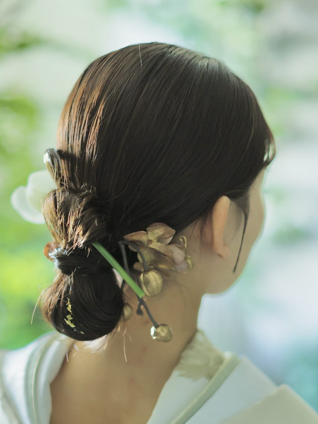 タイトリボンシニヨン | デコルテフォトグラフィー | 前撮り・フォトウェディング