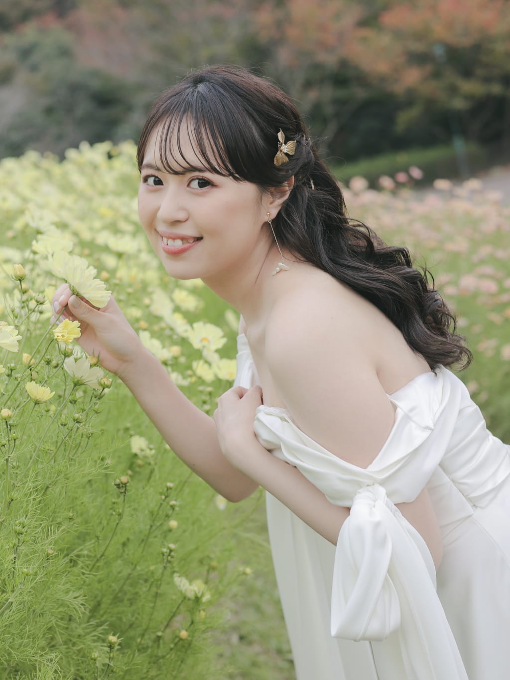 ふわふわハーフツイン | デコルテフォトグラフィー | 前撮り・フォトウェディング